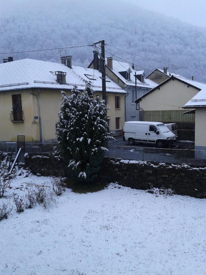 Les Rosiers Bed and Breakfast Bagnères-de-Luchon Exterior foto